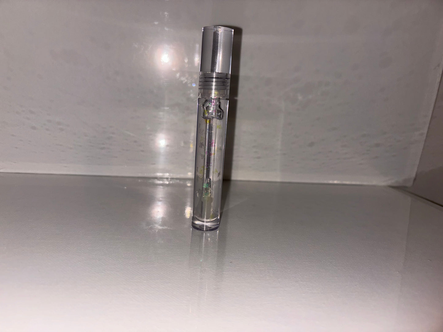 Butterfly lip oil