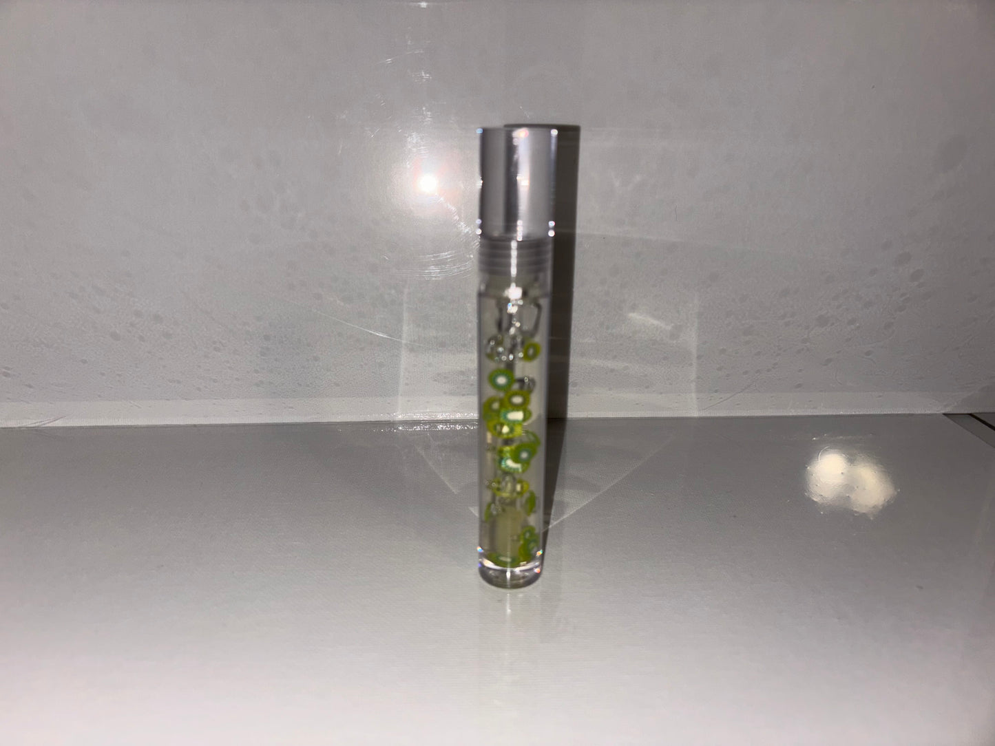 Butterfly lip oil